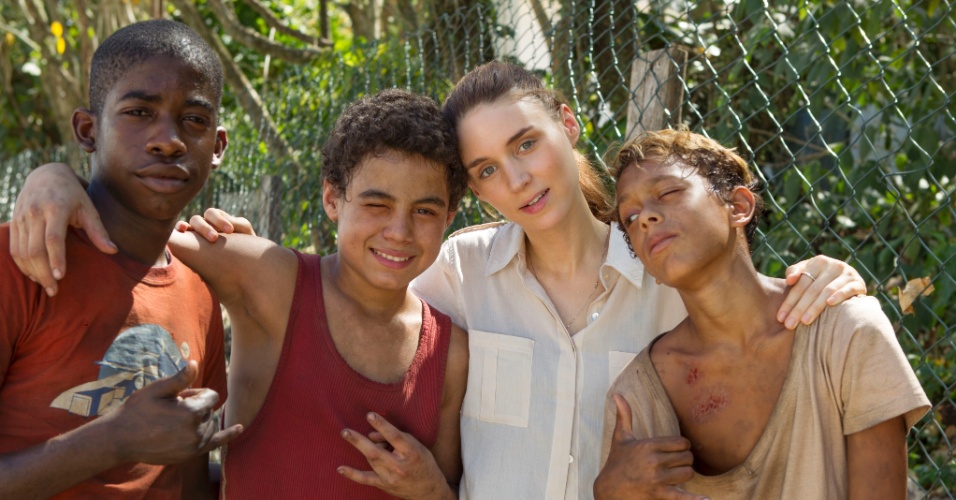 First Look at Rooney Mara and Martin Sheen In Stephen Daldry's 'Trash'