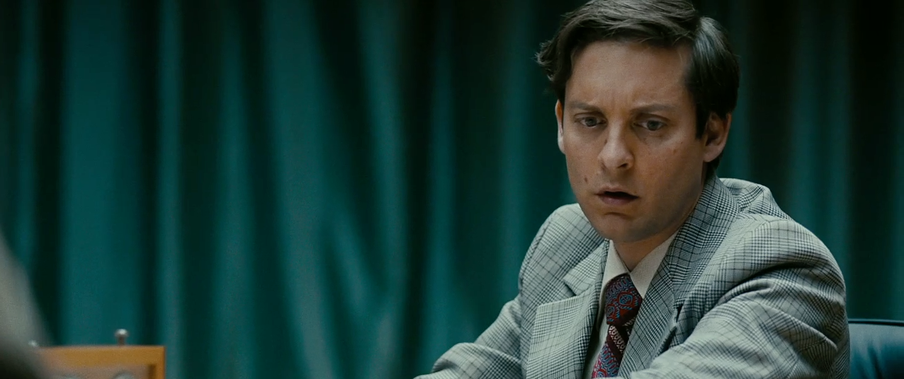 Confira Tobey Maguire como o enxadrista Bobby Fischer em featurette de PAWN  SACRIFICE