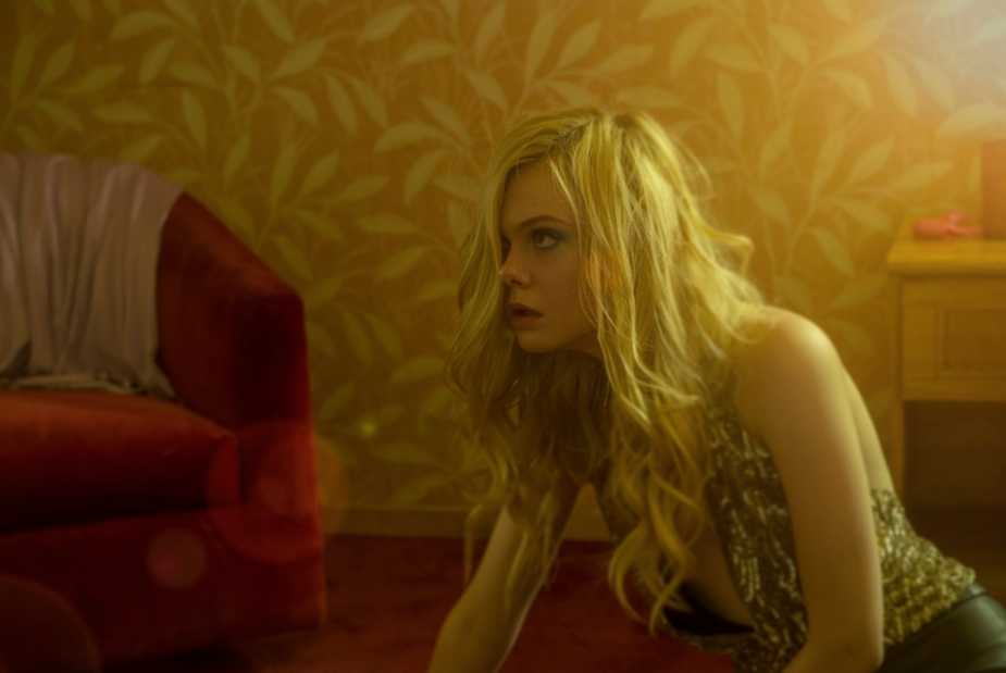 Elle Fanning Gets Ready For Her Close Up In New Images From Nicolas Winding Refns The Neon Demon 